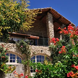 Domaine Mont Saint Juan Hébergement de vacances Aspremont (Hautes-Alpes)